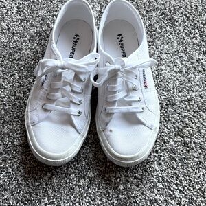 Superga Sneakers